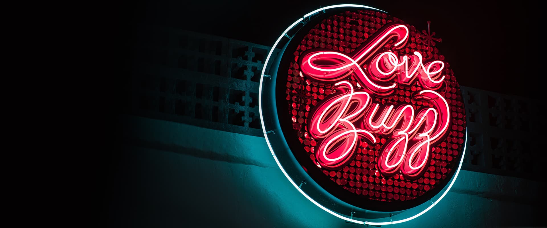 Customized Neon Sign Builder	 