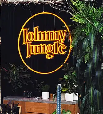 Name custom made neon signs Name custom made neon signs