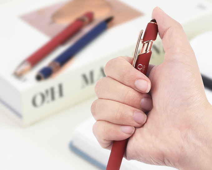 Easy-to-press stylus pen