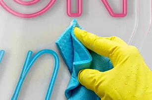 Utilisez un chiffon humide Utilisez un chiffon humide