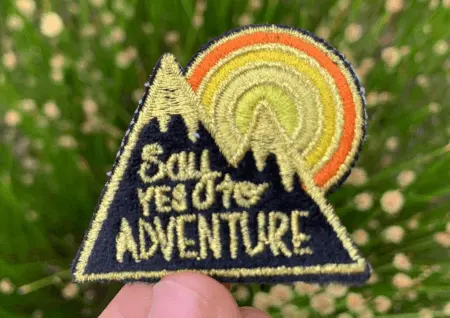 Toppe da cucire alla moda