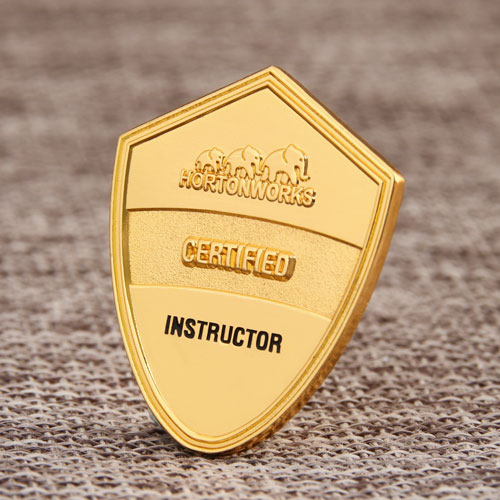 Schild Custom Pins