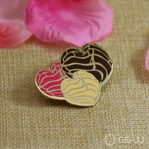 Enamel pins for heart shape Enamel pins for heart shape