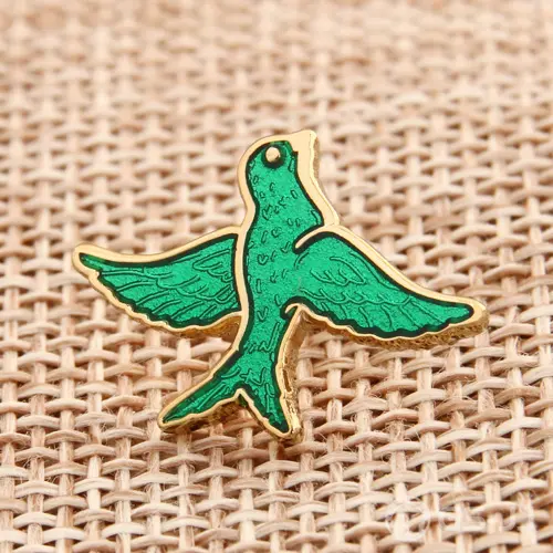 Bird shirt pins Bird shirt pins