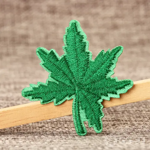 Maple Leaf Embroidered Patches Maple Leaf Embroidered Patches