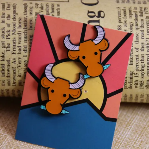 Custom Enamel Pins for Cow Custom Enamel Pins for Cow