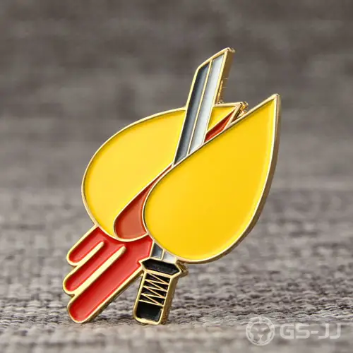 Knife brooch pins Knife brooch pins