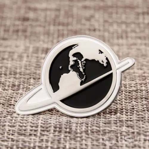 A globe Lapel Pins A globe Lapel Pins