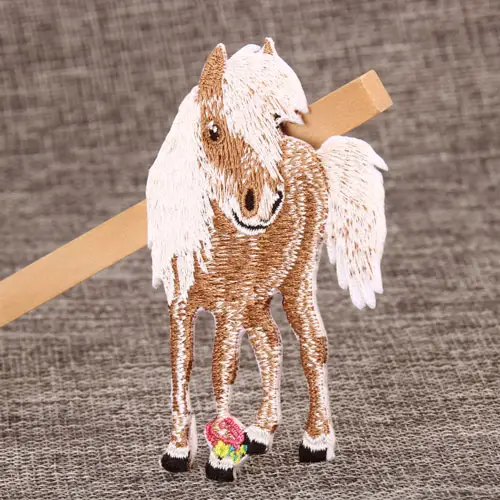 Pferde-Aufnäher mit individueller Stickerei Pferde-Aufnäher mit individueller Stickerei