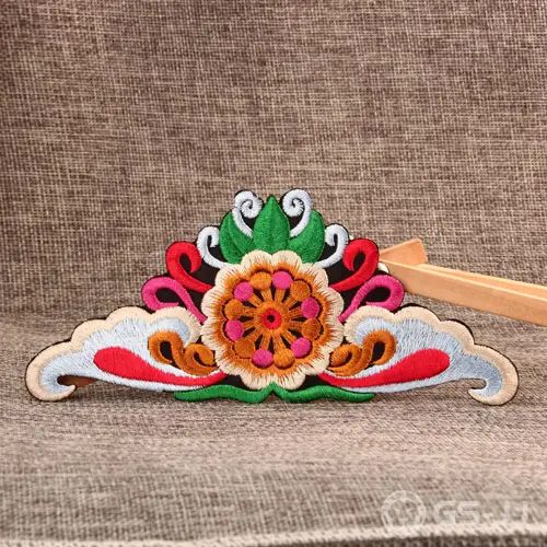 Retro Style Hat Embroidered Patches Retro Style Hat Embroidered Patches