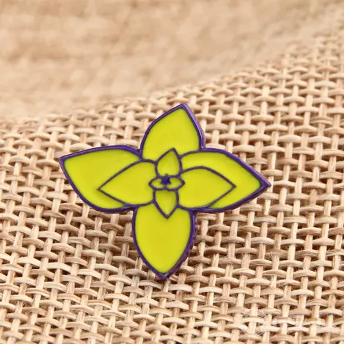 Small flower custom enamel pins Small flower custom enamel pins