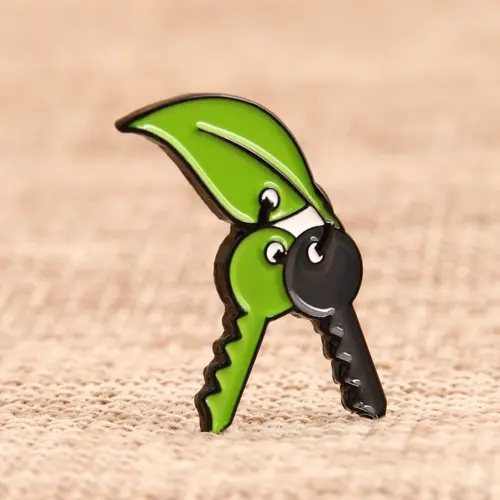 Leaf Key Chain Lapel Pins Leaf Key Chain Lapel Pins
