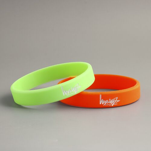 Pinkycolor wristbands