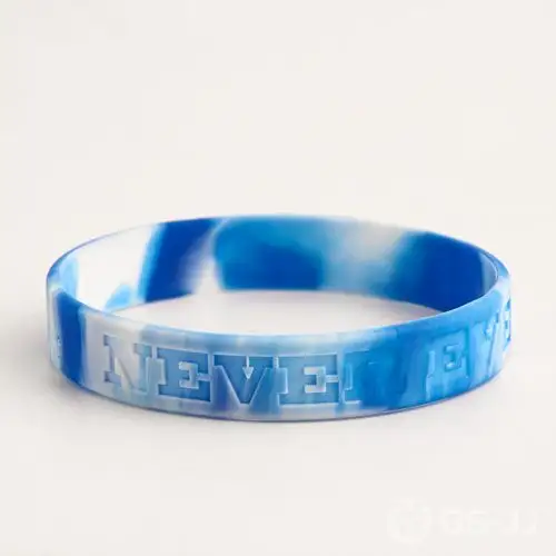 Never Ever Give Up Awesome Wristbands Never Ever Give Up Awesome Wristbands