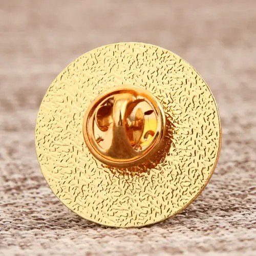 Circular shirt pins Circular shirt pins