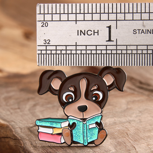 Weiche Emaille-Anstecker mit Hunden