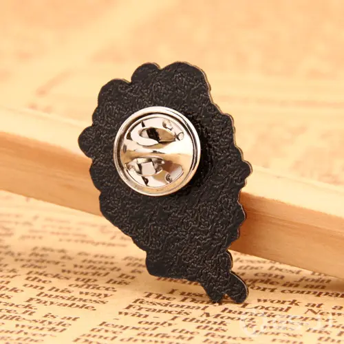TTYL Flower Lapel Pins TTYL Flower Lapel Pins