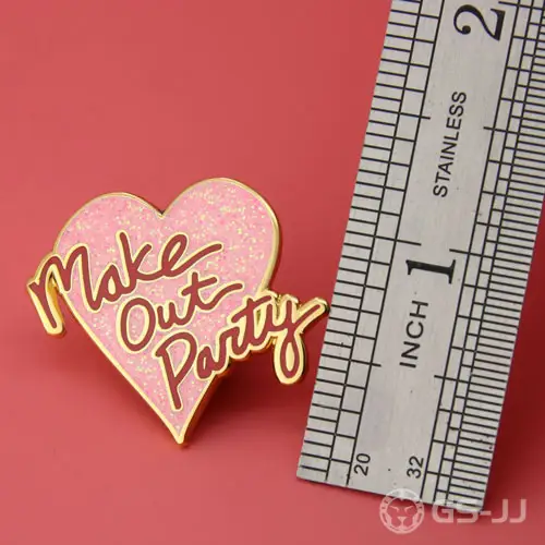 Love Heart Custom Enamel Pins Love Heart Custom Enamel Pins