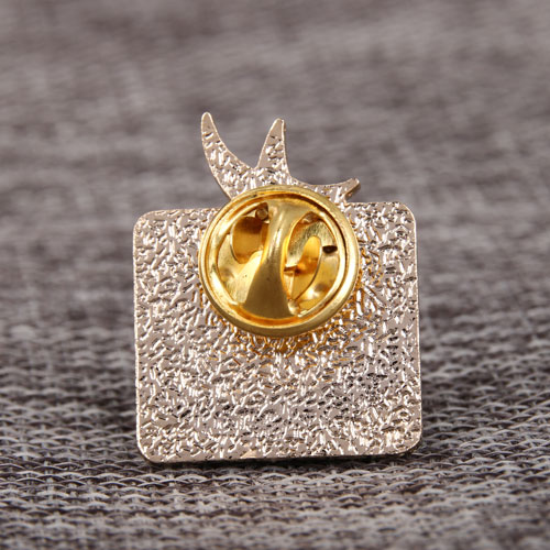 Gold Star Lapel Pins