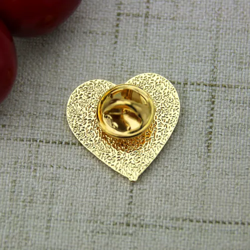 Custom Lapel Pins for Maple Leaf