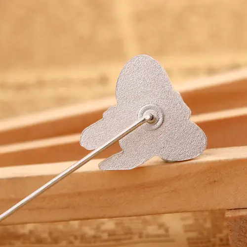 Brooches And Pins