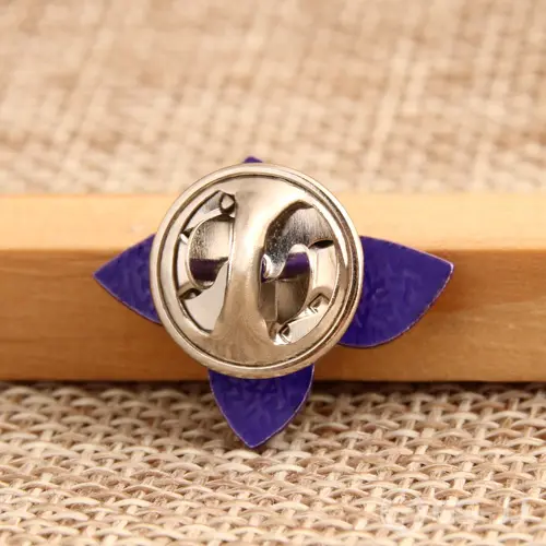 Small flower custom enamel pins Small flower custom enamel pins