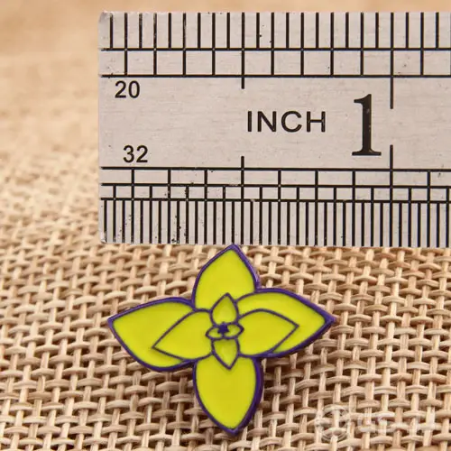Small flower custom enamel pins Small flower custom enamel pins