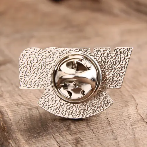 WM Custom Emaille Pins