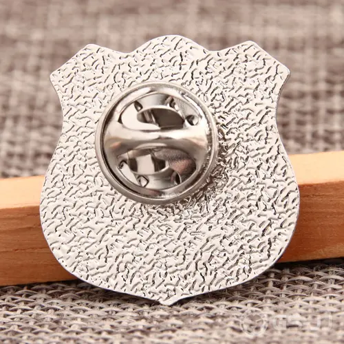 Safe driver custom lapel pins Safe driver custom lapel pins
