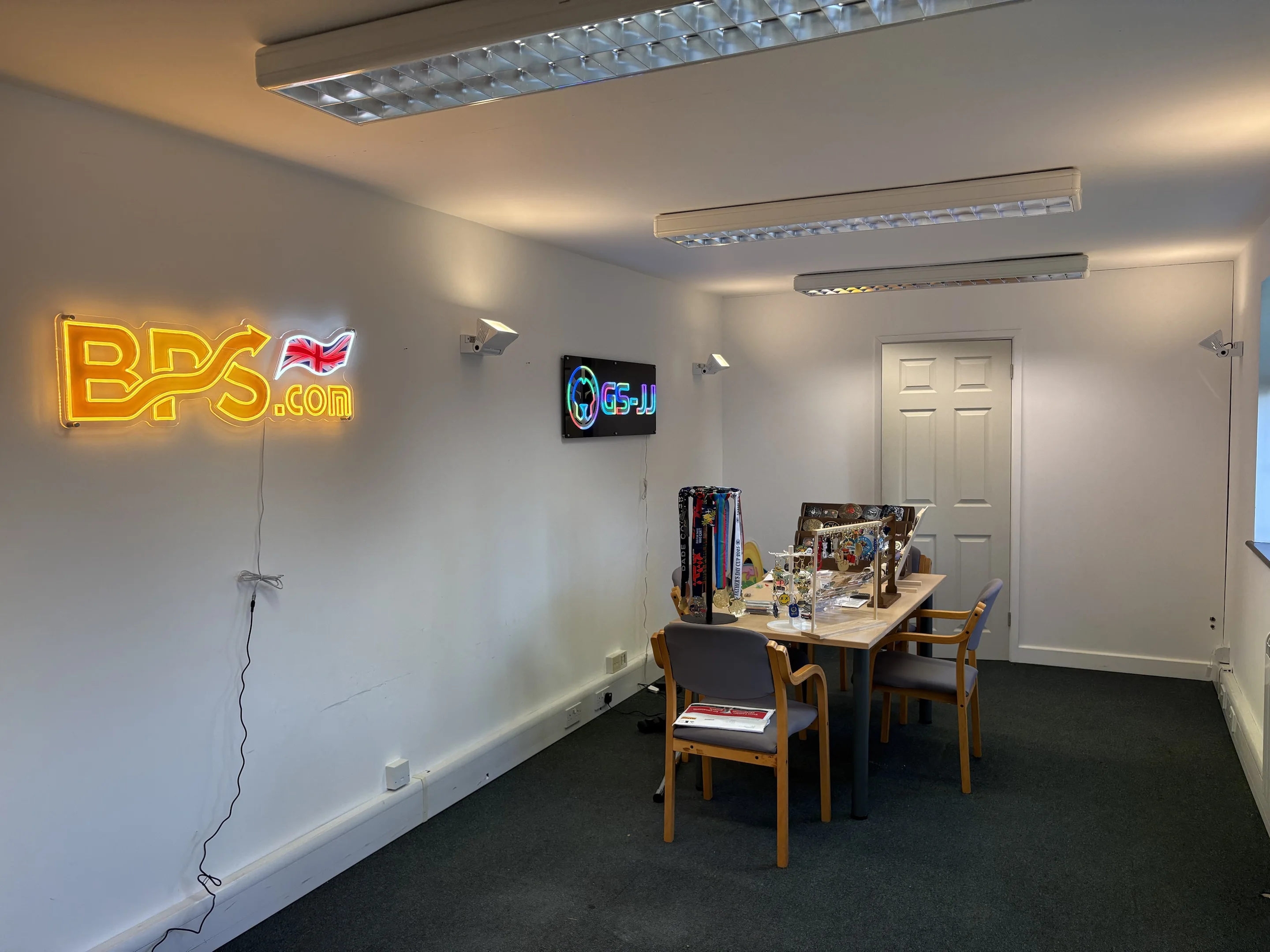 enseignes lumineuses au néon 1