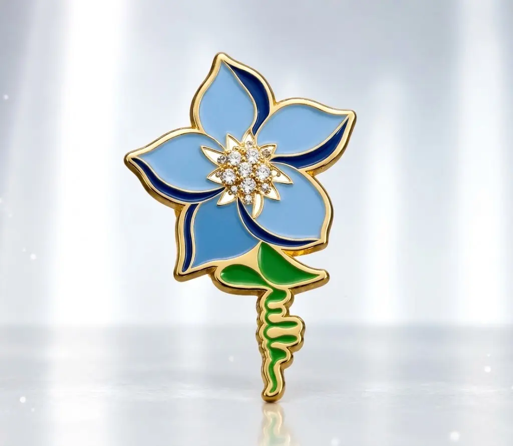 Rhinestone Flower Pin With Sparkling Crystal Details Rhinestone Flower Pin With Sparkling Crystal Details