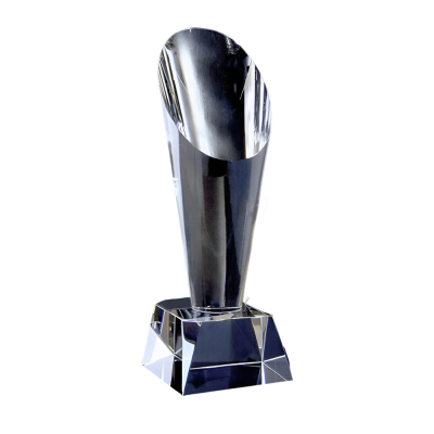 High Quality Crystal Paramount Award With Oval Slanted Front