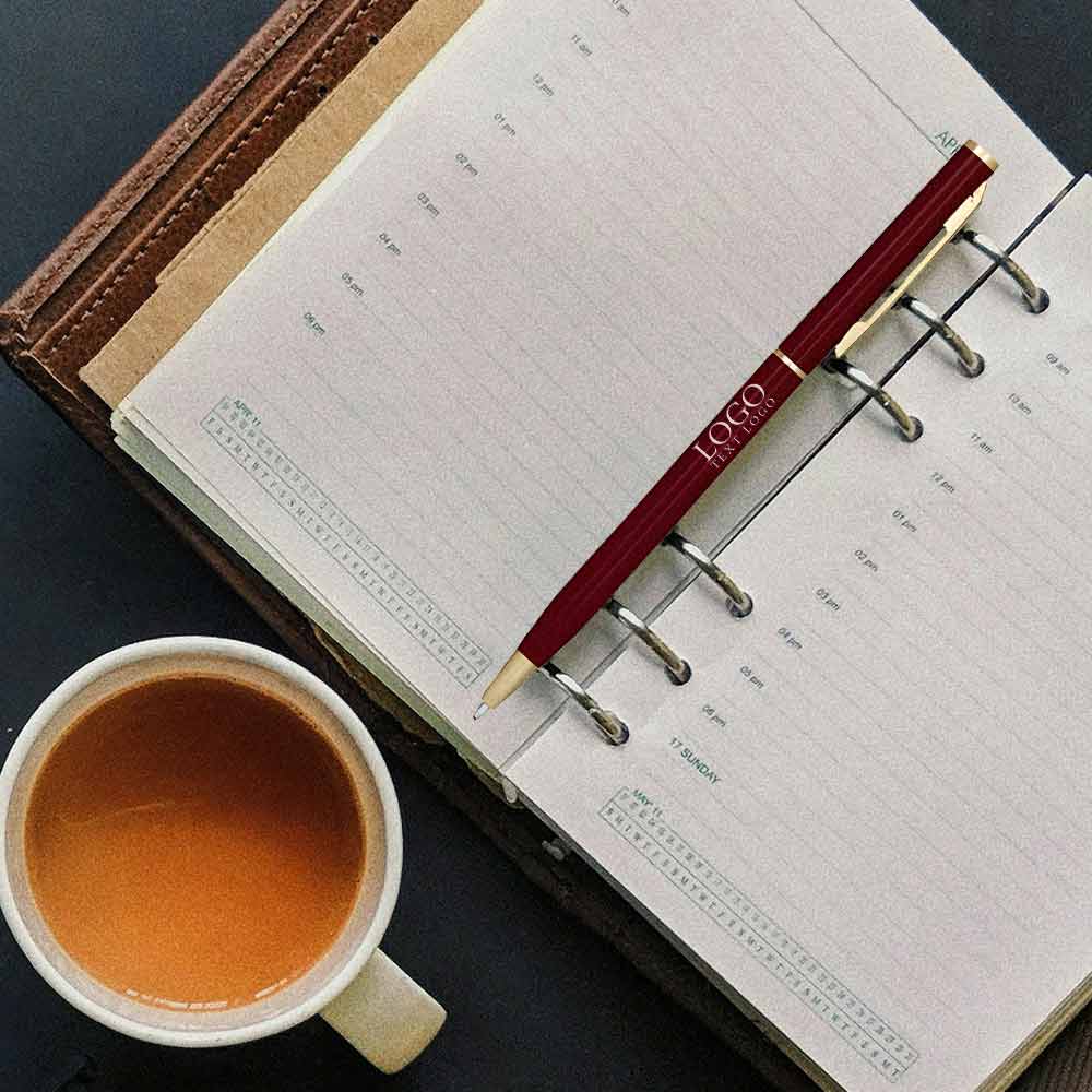 Personalized Smooth ballpoint pen with a rotating shaft