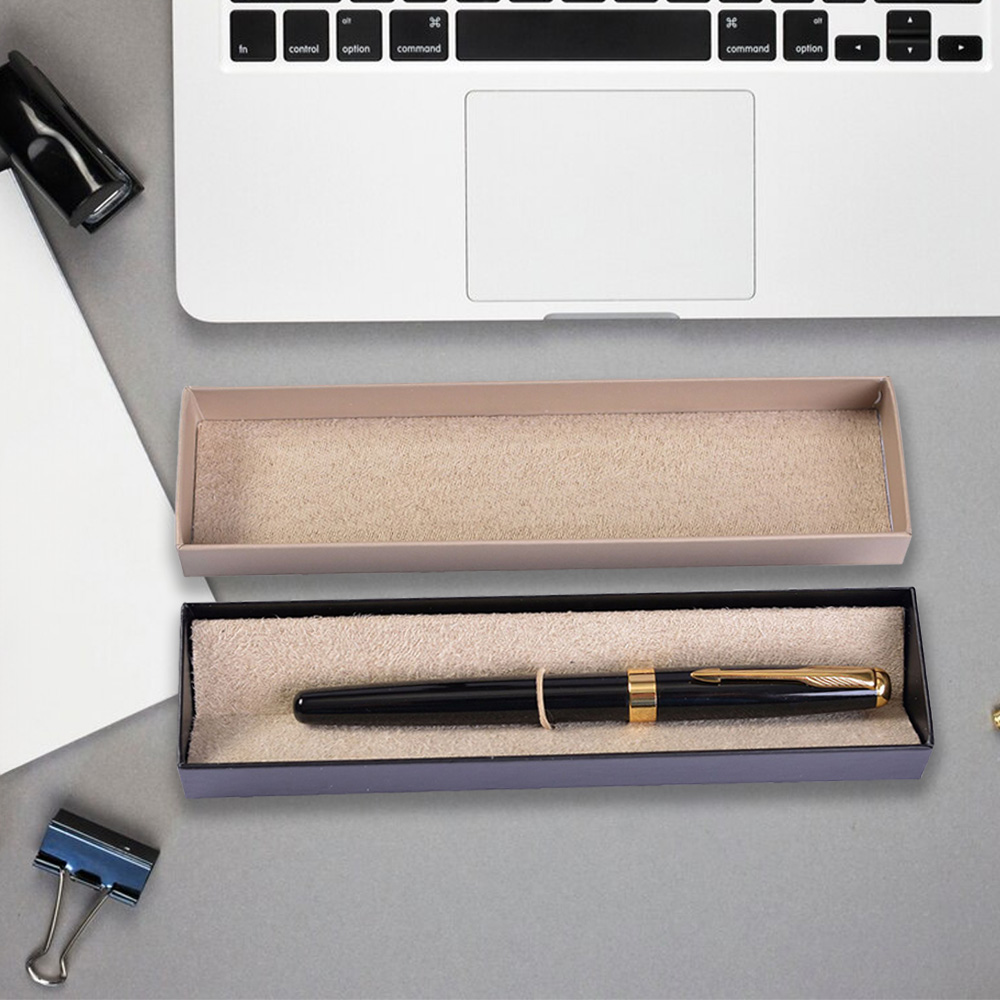 Classic Black Business Metal Signature Pen Set On Desk