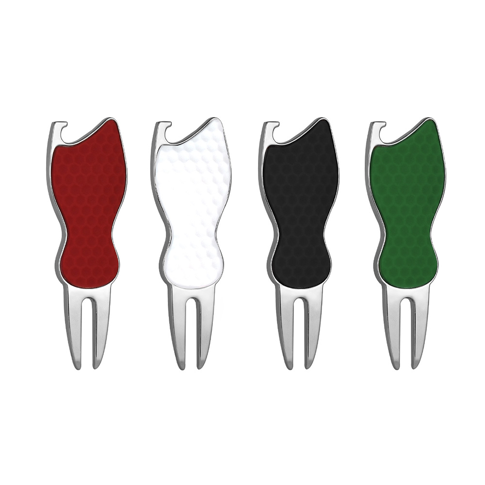 Group Shot of Magnetic Ball Marker and Divot Tool Gift Set