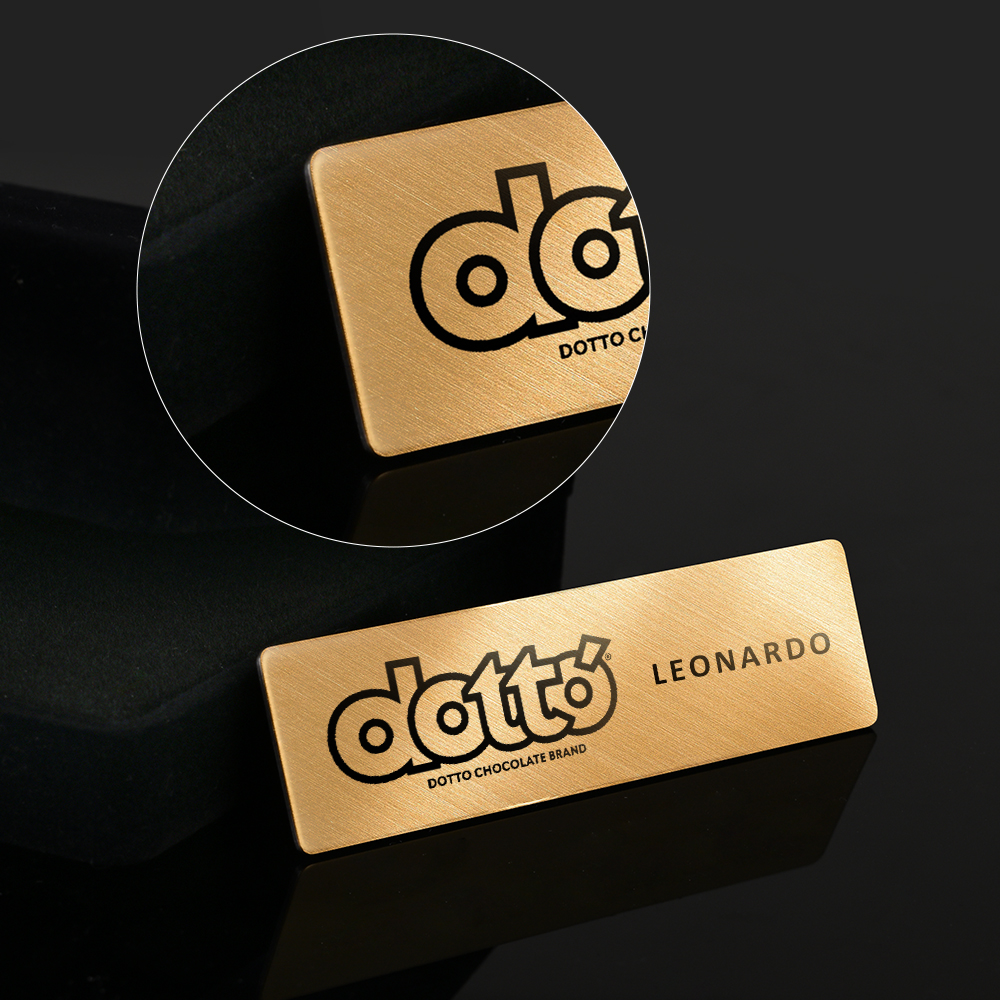 Fashionable Metal Name Tags9