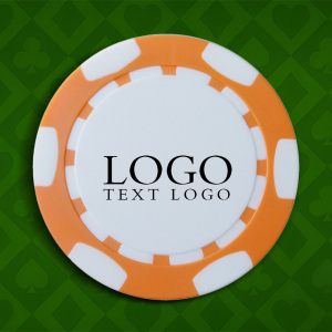 Customizable poker chip with gears