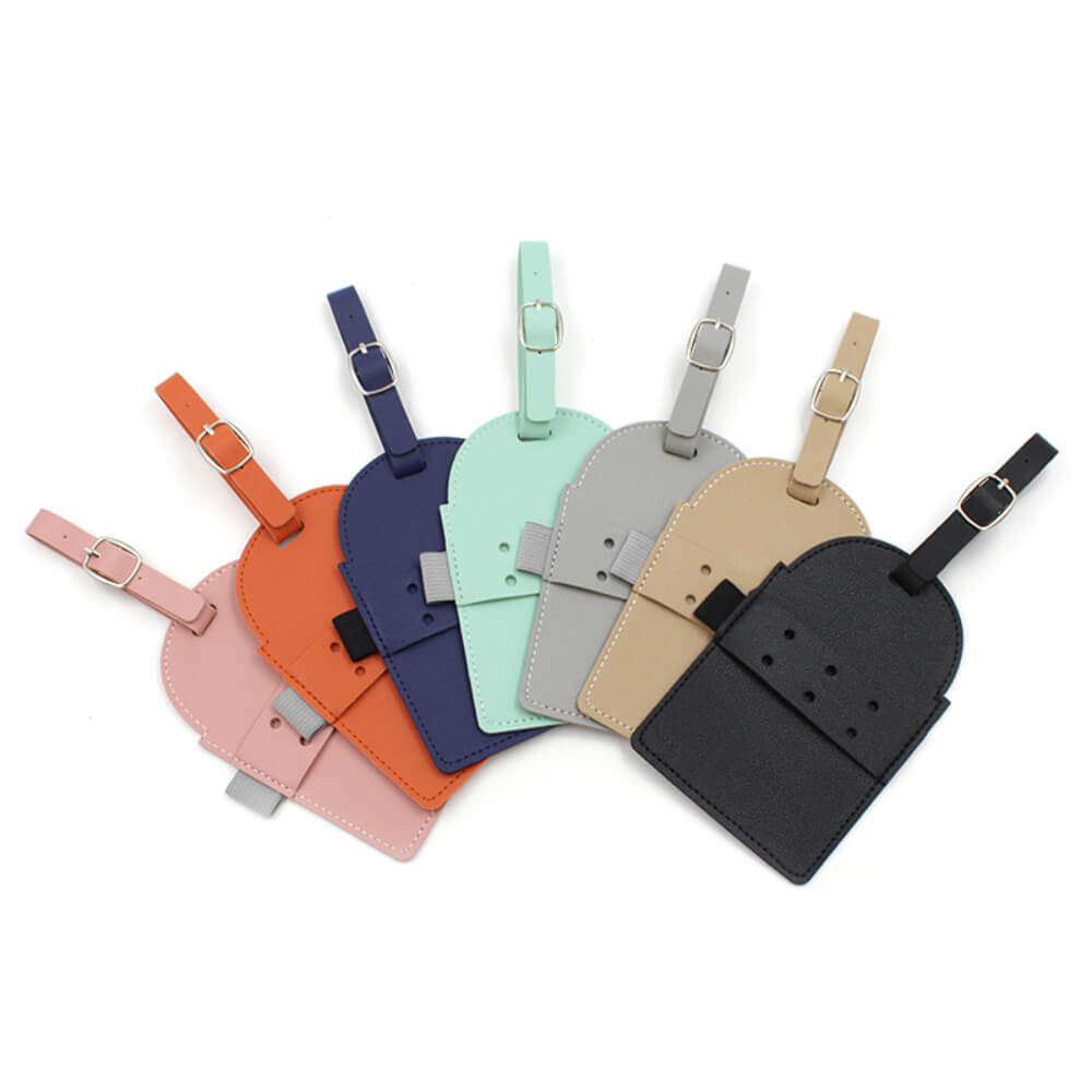 Lifestyle Shot of Portable Custom Golf Luggage Tag