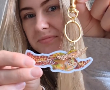 custom enamel keychains