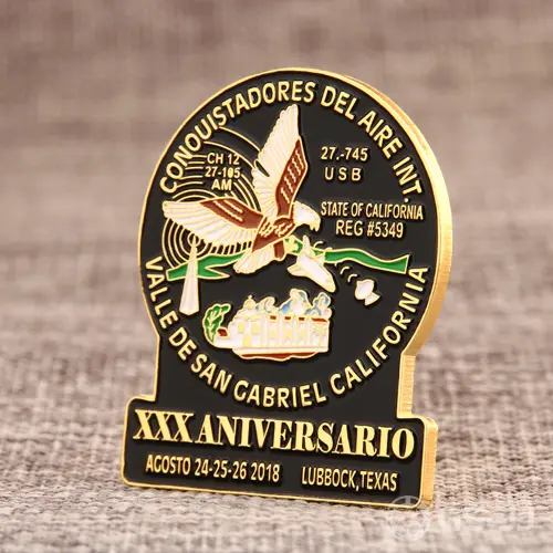 Aniversario Custom Enamel Pins Aniversario Custom Enamel Pins