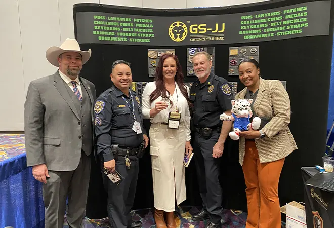 Group photo at the police coins exhibition site 2 Group photo at the police coins exhibition site 2