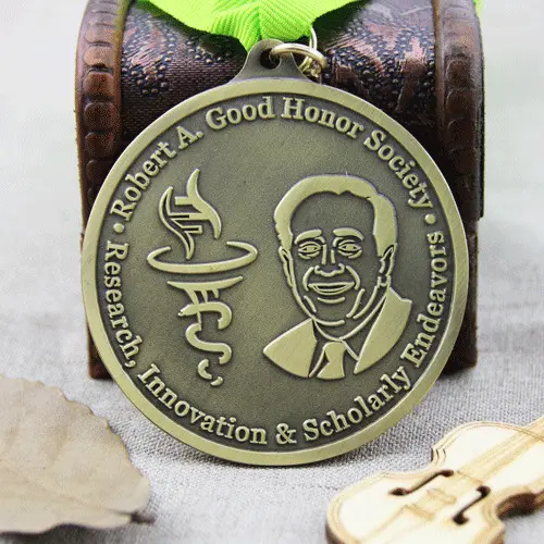 Custom Award Medals for Innovation and Scholarly Endeavors