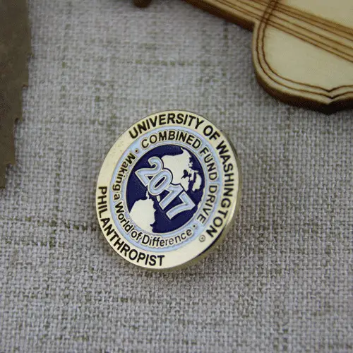 Soft Enamel Lapel Pins with Number 2017 Soft Enamel Lapel Pins with Number 2017