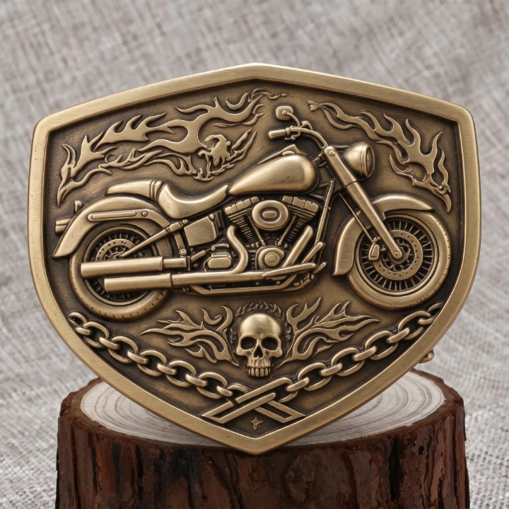 Shield Vintage Flame Skull Motorcycle Belt Buckle