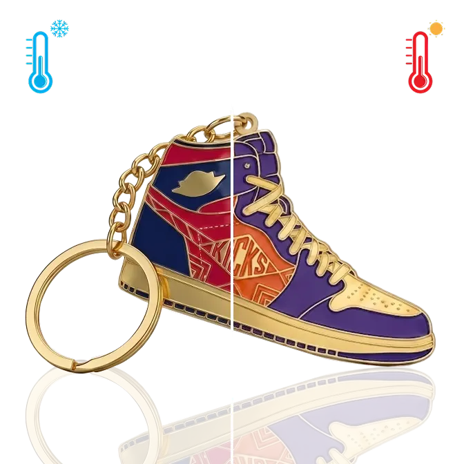 shoe keychain with thermochromic color