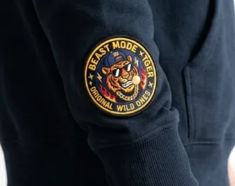 Cuffs: 1"–2" Cuffs: 1"–2"
